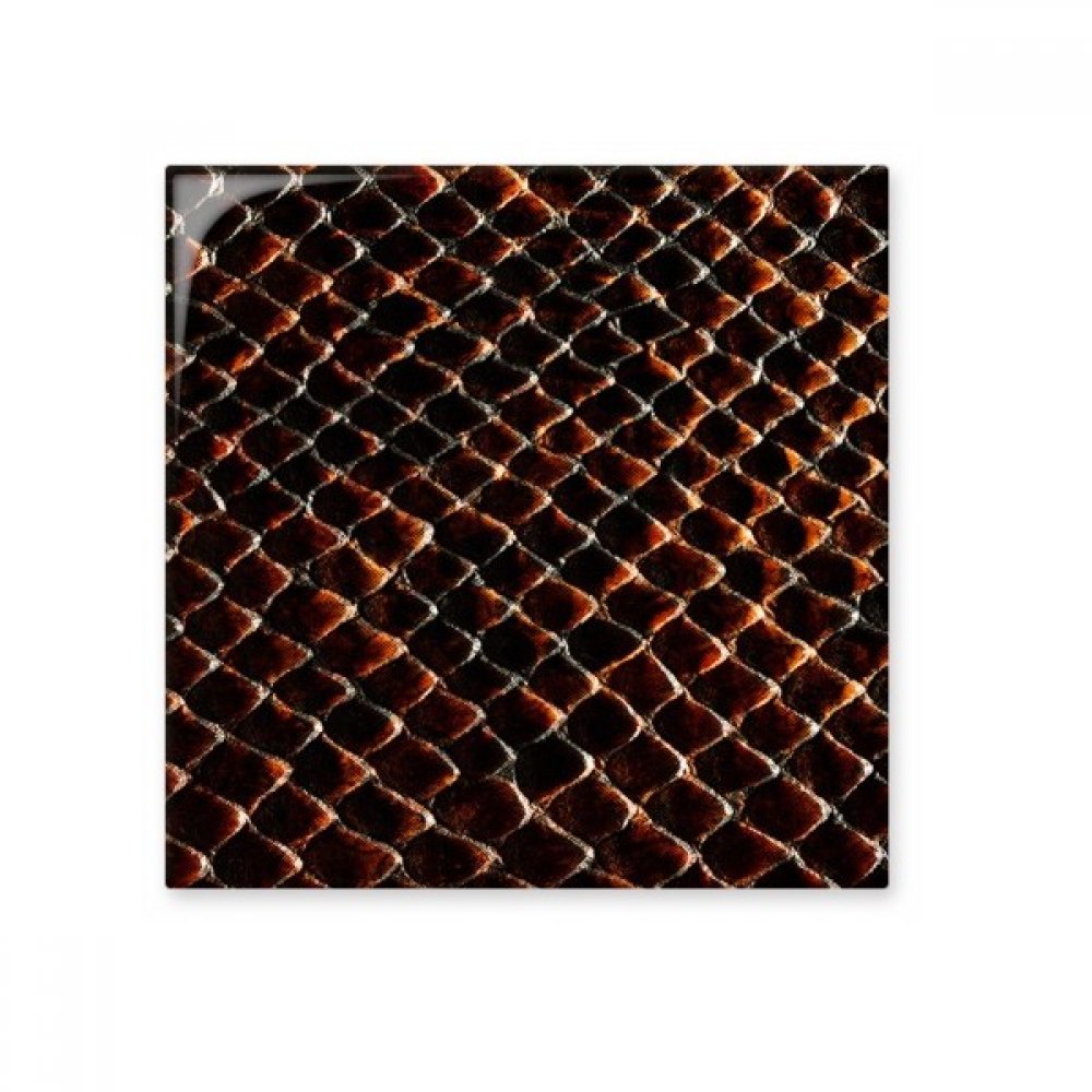 Carreaux de céramique noir foncé anti-taches pour rénover une crédence de cuisine ou douche