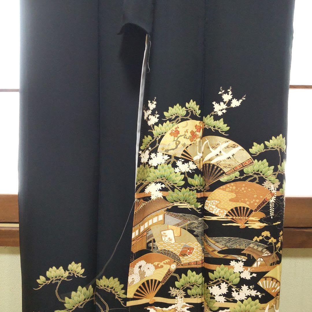 しつけ糸付】留袖