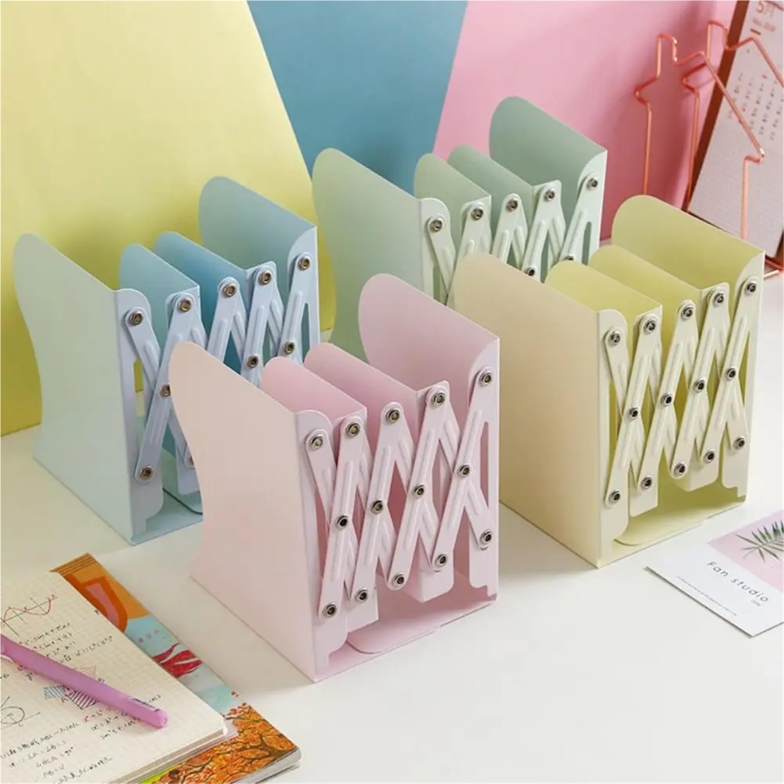 Serre-livres de bureau simple rétractable en métal pour la maison, le bureau, la bibliothèque, le magazine, le livre (beige)