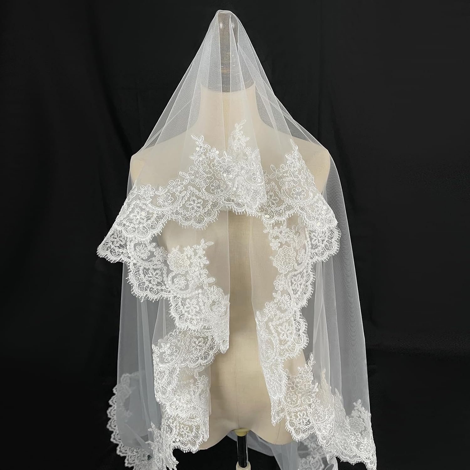 White Long Wedding Veil Cathedral Length Wedding Veil Lace Trim 1 Tier Bridal Veils For Women Wedding, 110 Inches