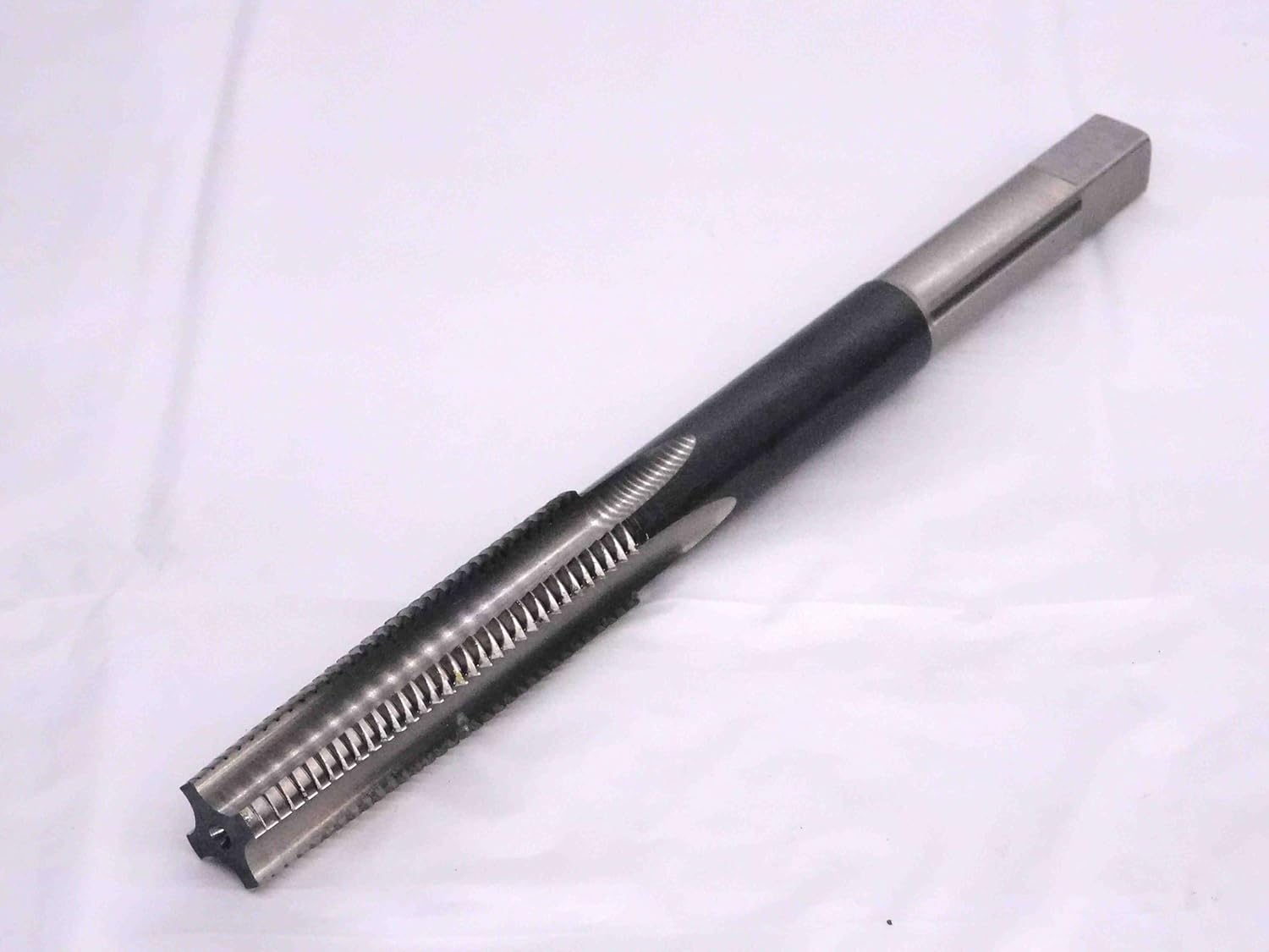 HERTEL 1" 8 NC H4 HSS Taper TAP 4 Straight Flute 1.0 UNC Threading - MW2744CT4