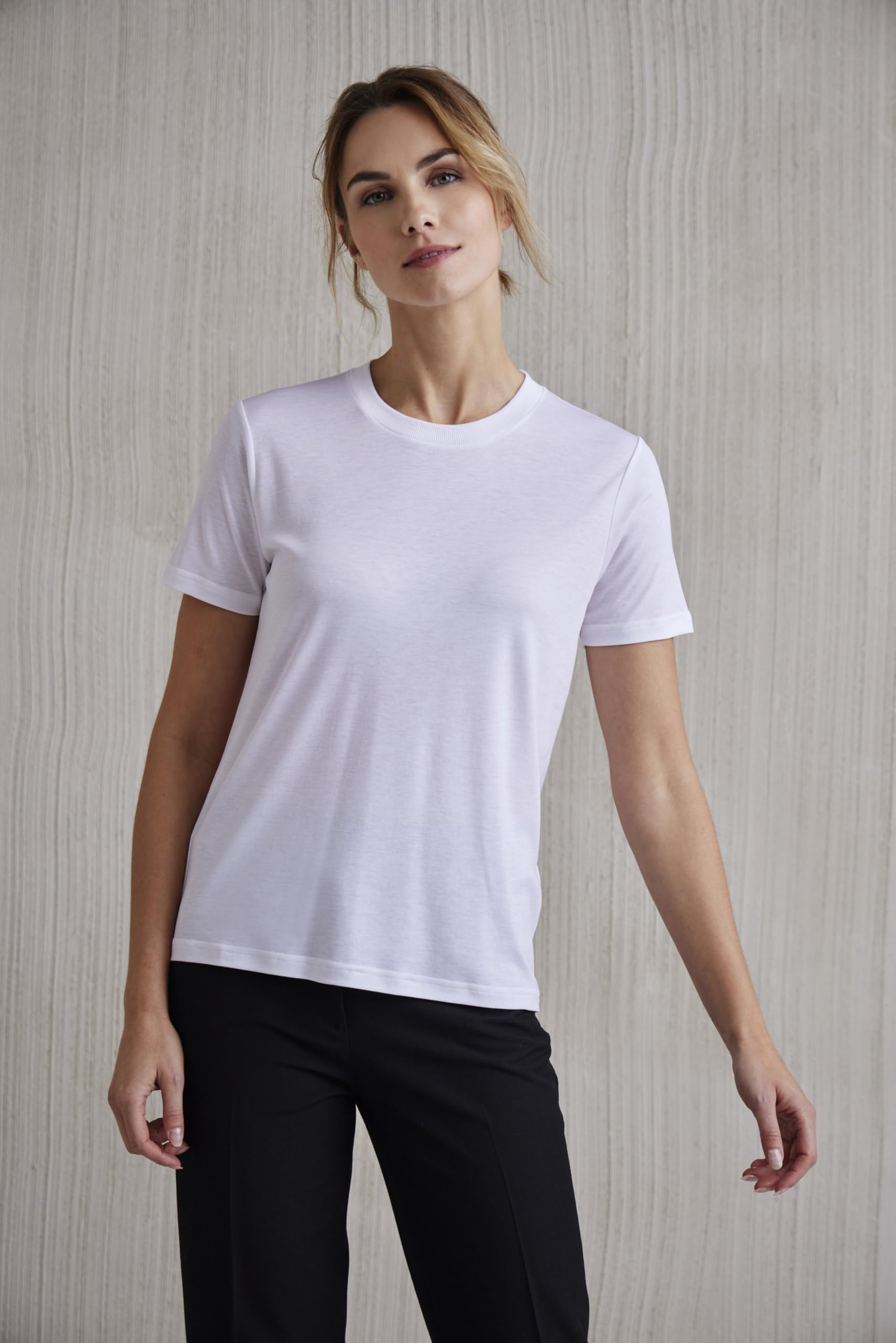 FALKE Mujer Basic Apparel Camiseta Suave Manga Corta cómoda Ligera Transpirable y de Secado rápido Lyocell algodón 1 Pieza