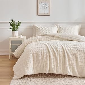 Wajade Faux Rabbit Fur Comforter Set Ultra Soft Fluffy Bedding Comforter Set Luxury Rectangle Pattern Plush Fuzzy 3 Pieces Bed Set(1Comforter+2 Pillowcases) (Full Size, Ivory White)