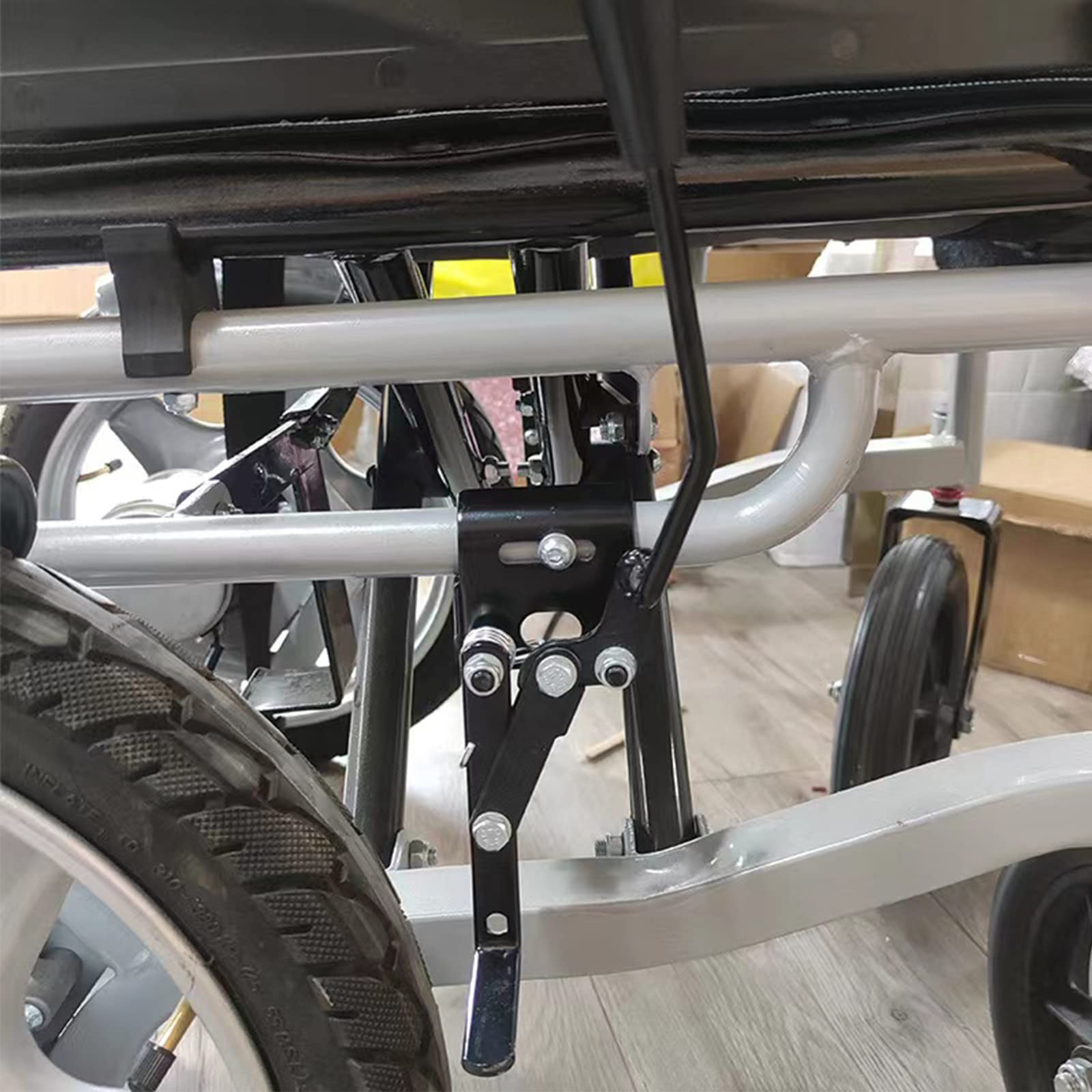 アルミ車椅子ブレーキ付きハンドル Amazon.co.jp: 高感度車椅子ブレーキ、アルミサイドマウントホイール
