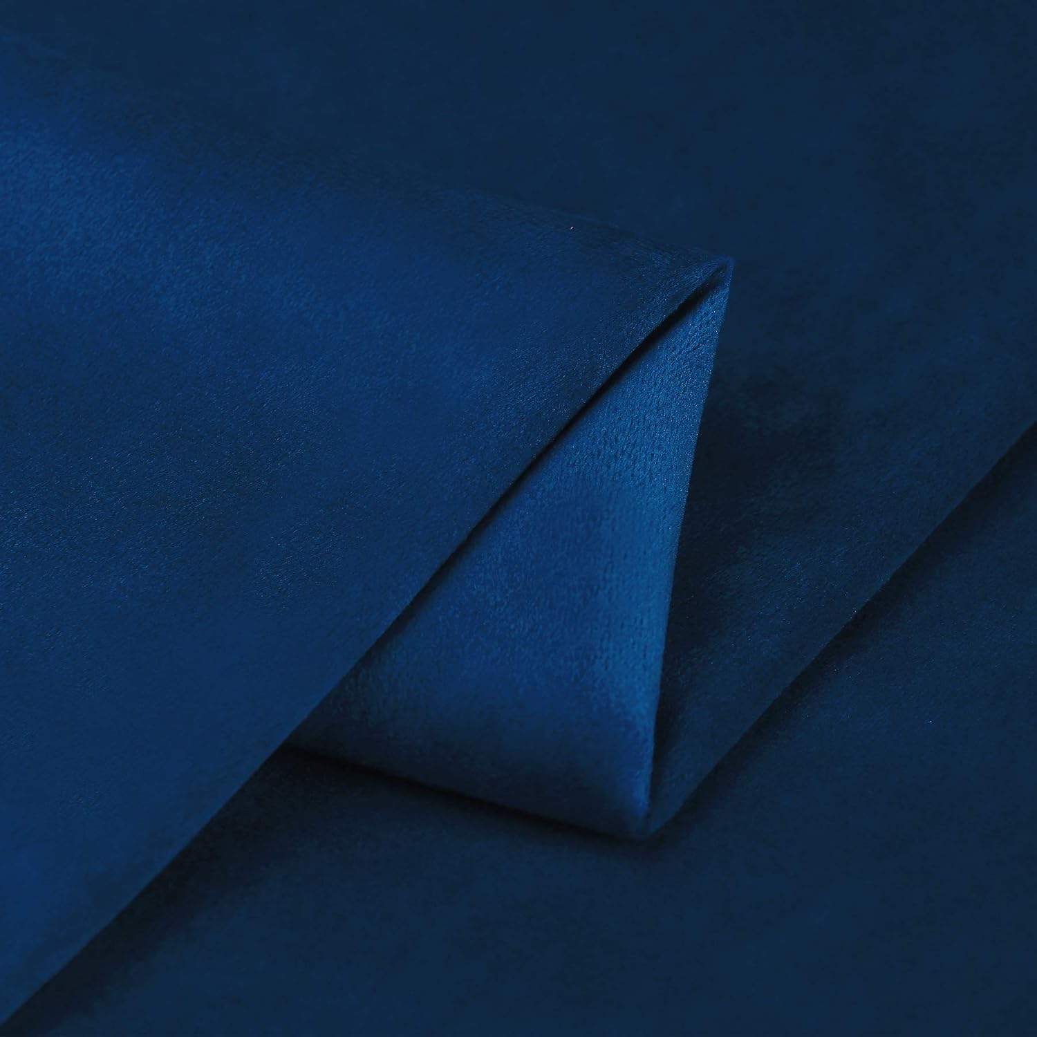 Kylinton Velvet Decorative Throw Pillow Covers Square Pillow Cases 18x18 Inches, Set of 2 Home Decor Soft Soild Cushion Cover for Couch Sofa Bedroom Car, Navy Blue