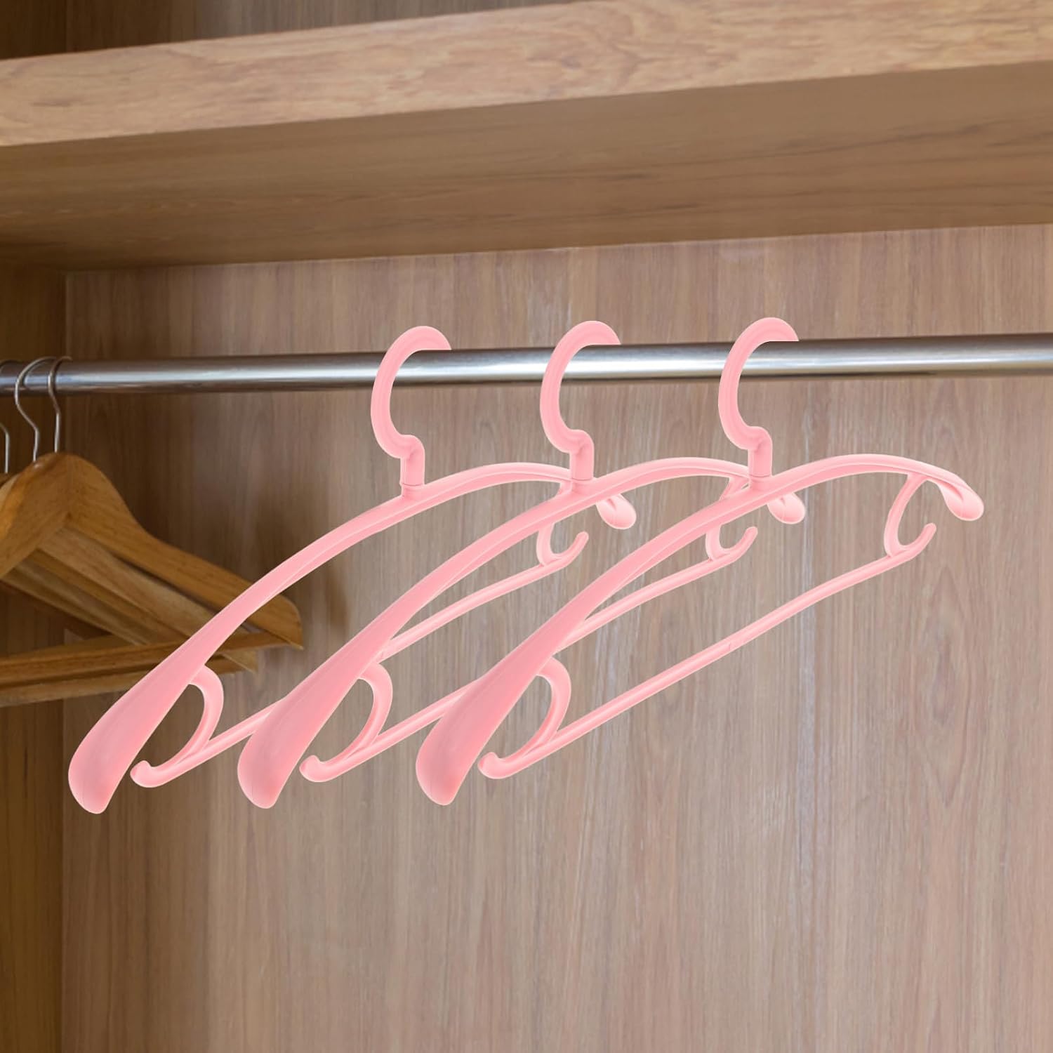 10pcs Thick Wide Shoulder Traceless Clothes Hangers Skidproof Plastic Wardrobe Bracket 360° Swivel Hook for Easy Hanging for Suits and Coats
