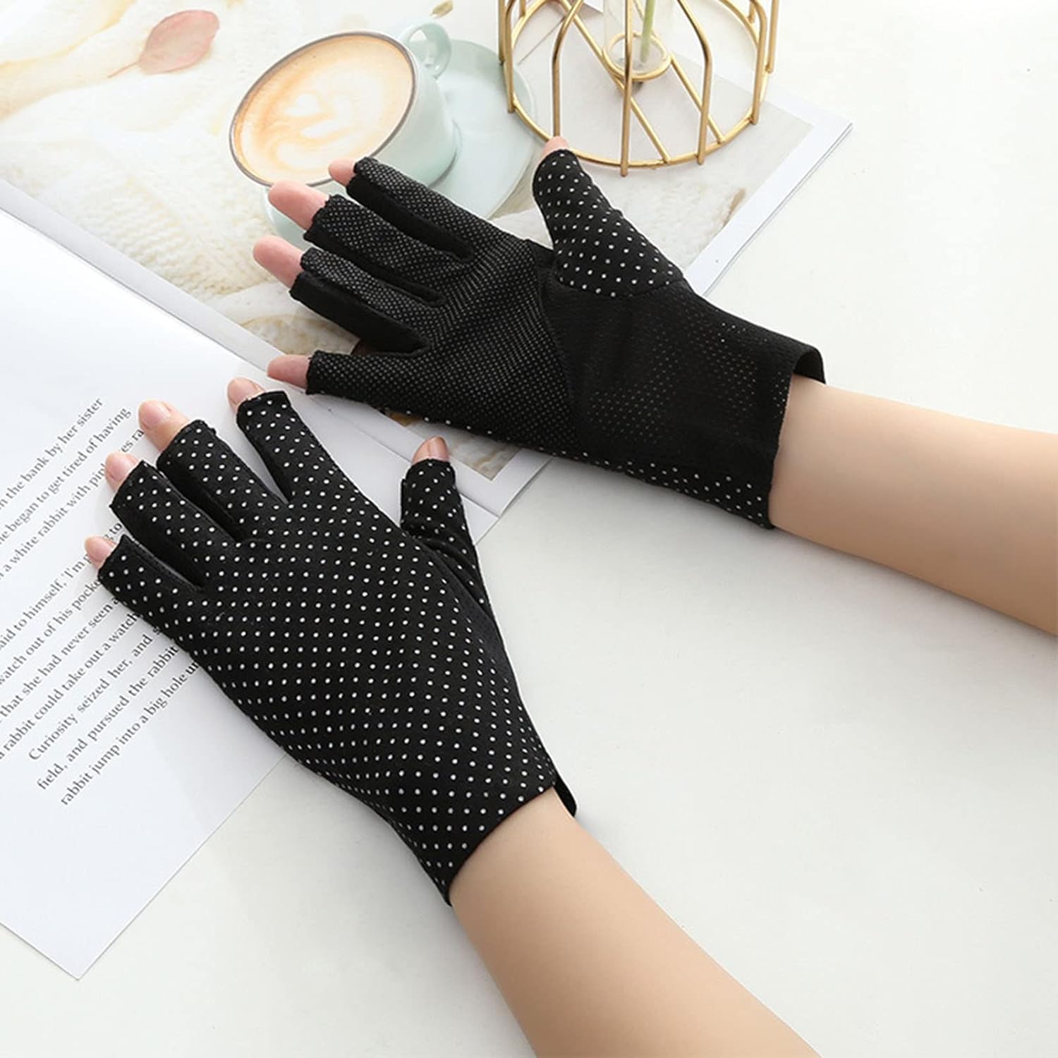 Sunblock Gloves Non Slip UV Protection Driving Anti-Slip Gloves Summer Outdoor Gloves for Women and Girls : Sports & Outdoors