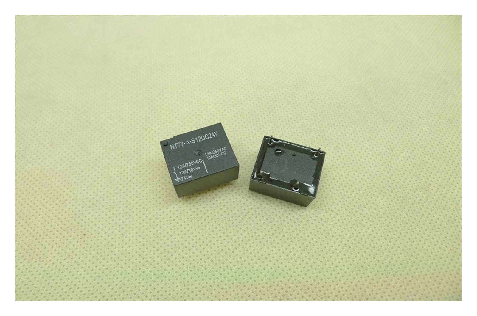 Relais NT77-A-S12DC24V commutation 12A stable pour cartes électroniques