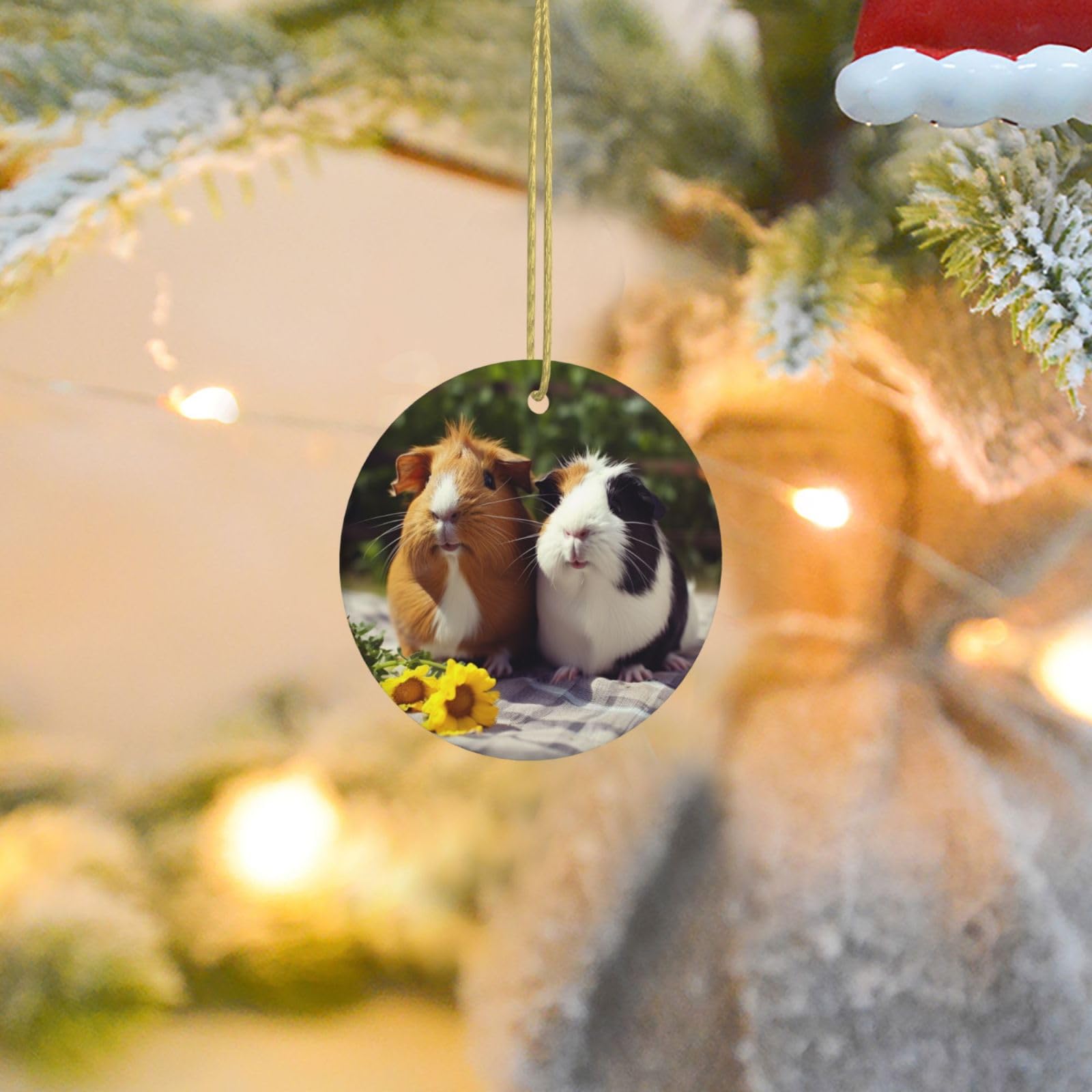 Christmas Ornaments for Christmas Tree Decoration Ceramic Hanging Guinea Pigs Funny Ornament with Gold Ribbon Crafts Round Pendant for Keepsake Gifts Glass Xmas Decor Party Supplies