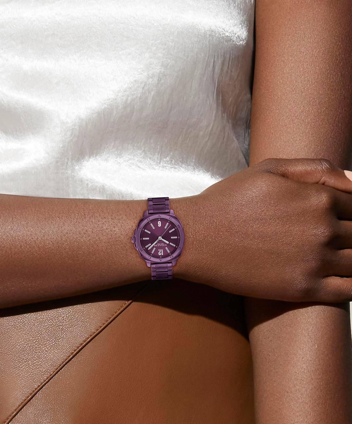 Coach Women's Kitt 3H Quartz Ceramic Watch, 34mm Case Size, Link Bracelet, Crystal Bezel, Iconic Cushion Shape, Modern Style - Gift for Her - Image 4