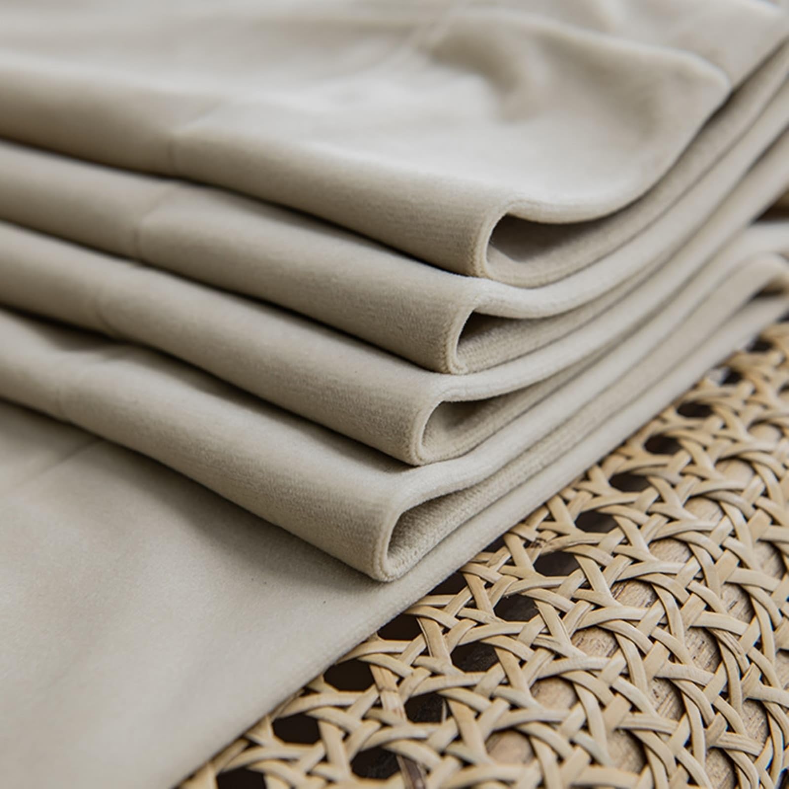 Wycian Landhausstil Abdunkelnde Vorhänge Helles Khaki 2 Er Polyester Volltonfarbe H160 X B86Cm für Schlafzimmer
