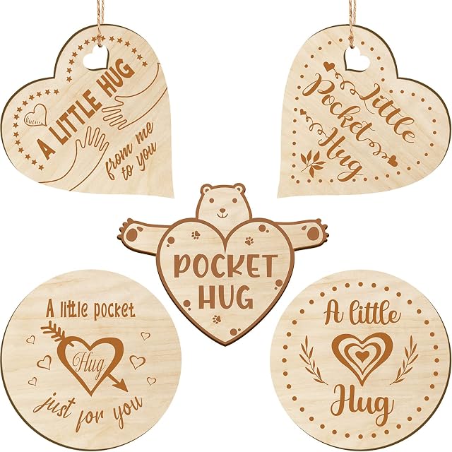 5 Pieces Little Pocket Hug Wooden Hug Tokens Pocket Heart Engraved Tokens Christmas Gifts for Friend Family