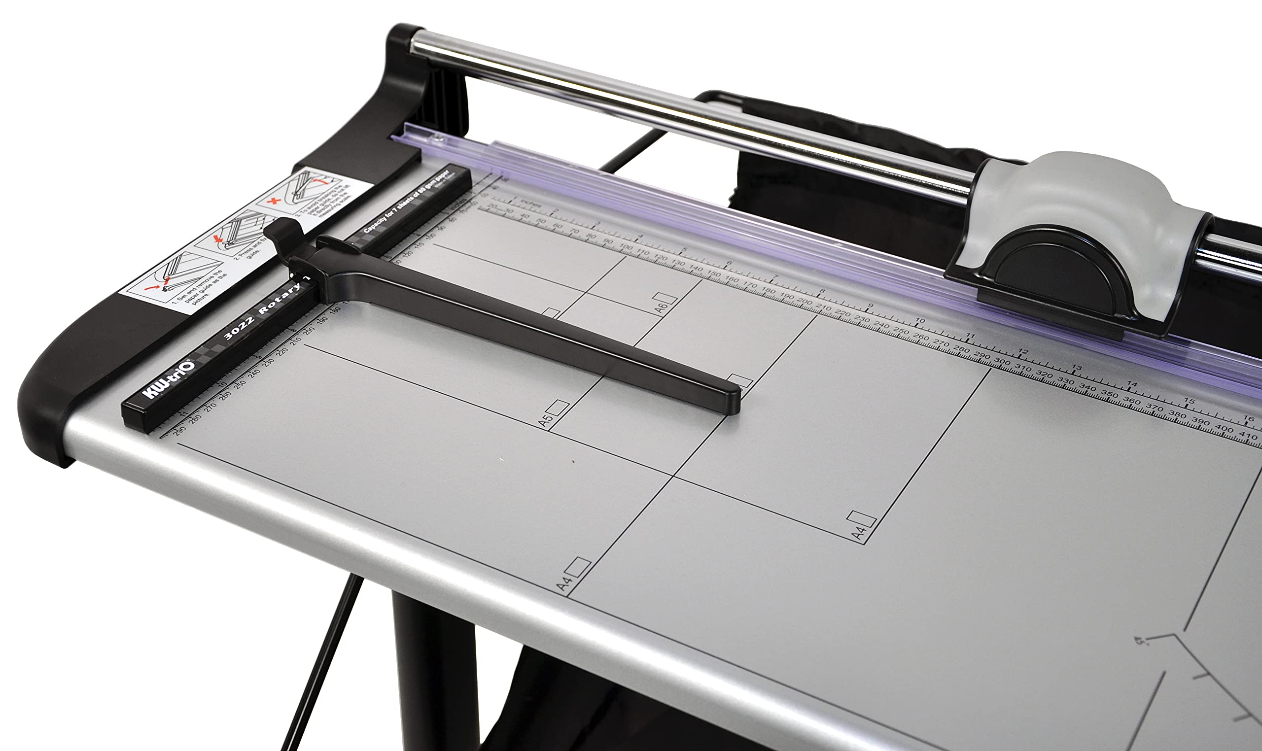 KwTrio 13022 taglierina a rullo con 1300 mm di lunghezza di taglio