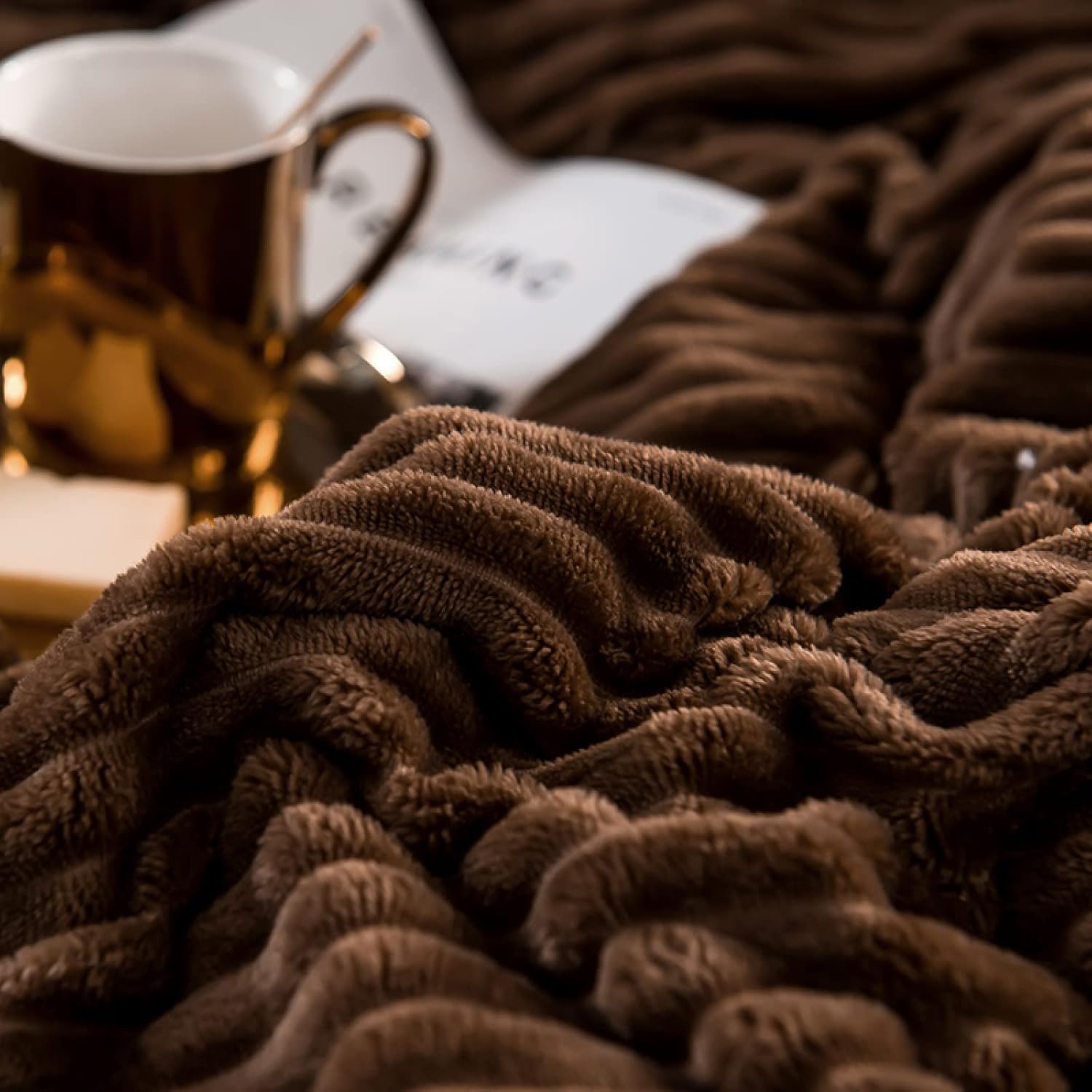 Thick Corduroy Duvet Cover Set,Ultra Soft Flannel Comforter Cover with Corner Ties & Zipper Closure Winter Warmth Bedding 3 Piece (1 Duvet Cover and 2 Pillowcase) (79x91, Coffee)