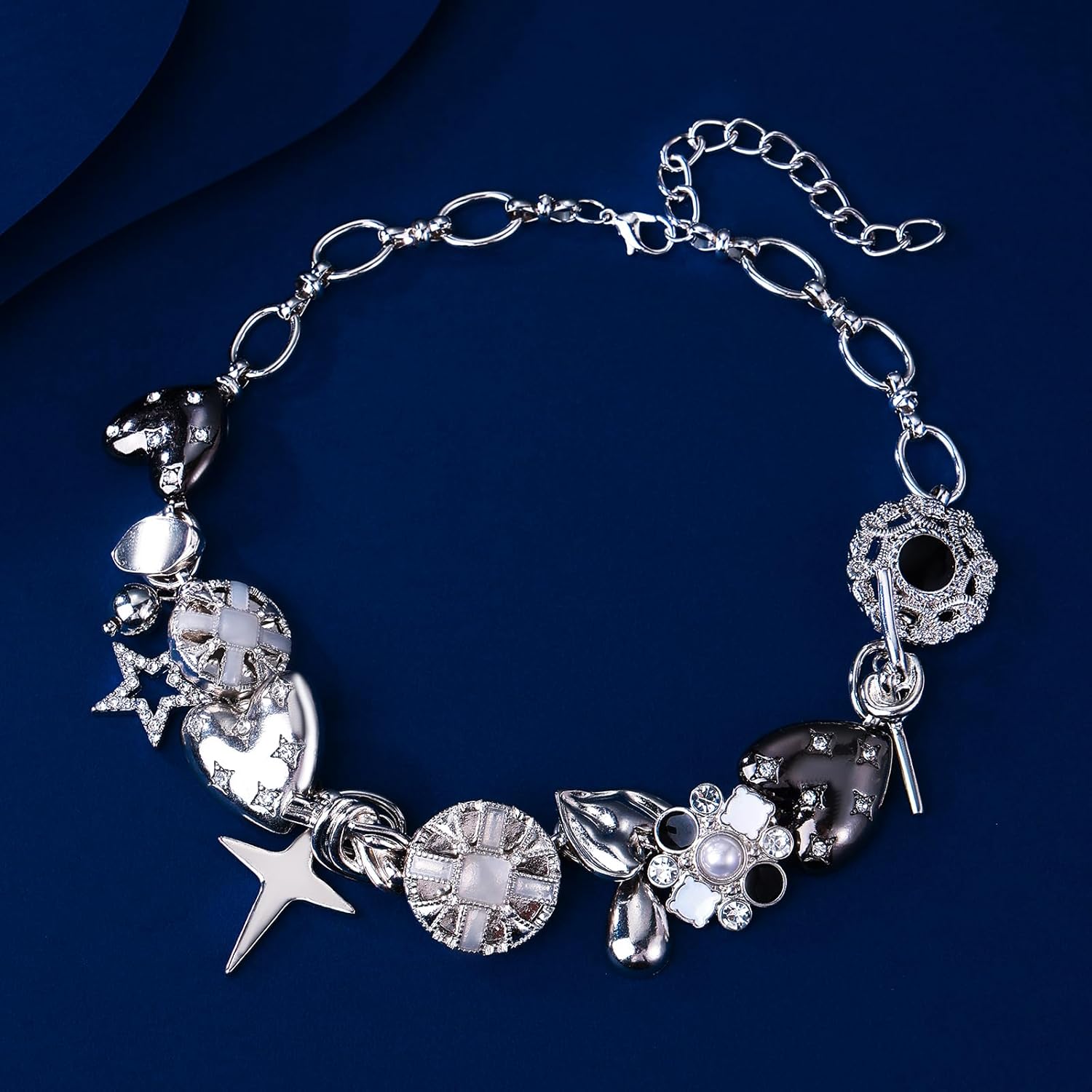 Black Heart Chunky Choker Necklace, Star Choker Necklace for Women Gothic Y2K Aesthetic Outfit Jewelry Accessories Vintage Retro Chunky Costume,Suitable for Mother's Day,Halloween and Christmas Day - Image 7