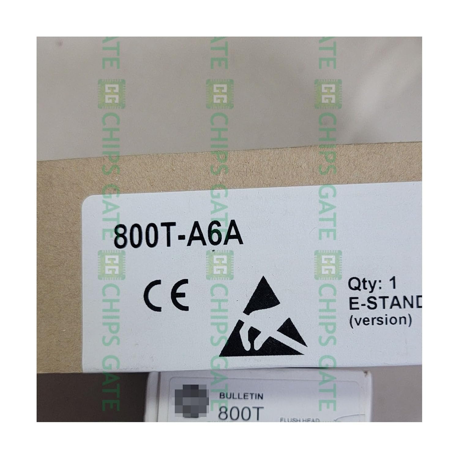 1 pcs New 800T-A6A Qty of 1 per Lot Flush RED PUSHBUTTON