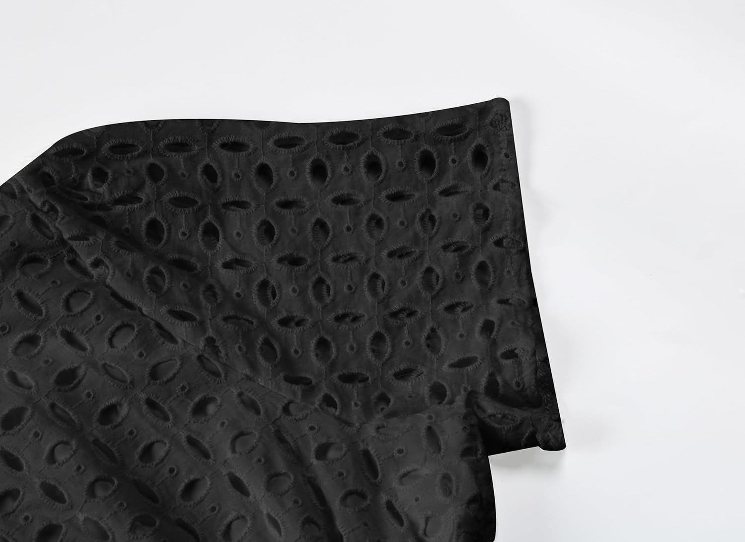 utcoco Lace Eyelet Mini Dress for Women 2025 Casual V Neck Short Sleeve Smocked Waist Tiered Boho Sun Dresses - Image 6