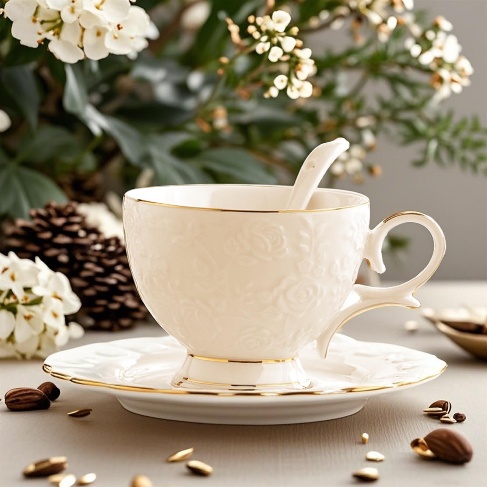 Service À Thé Vintage En Porcelaine 18 Pièces Avec Soucoupes Et Cuillères - Service À Thé Européen En Porcelaine Fine 200 Ml - Service À Café/Thé - Cadeaux Pour Femmes
