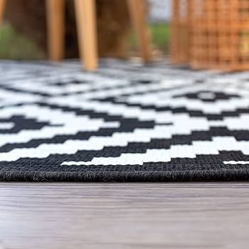Big Diamond Outdoor Rug For Garden Patio Picnic Travel Indoor Kitchen Summer Breeze White Black Rug