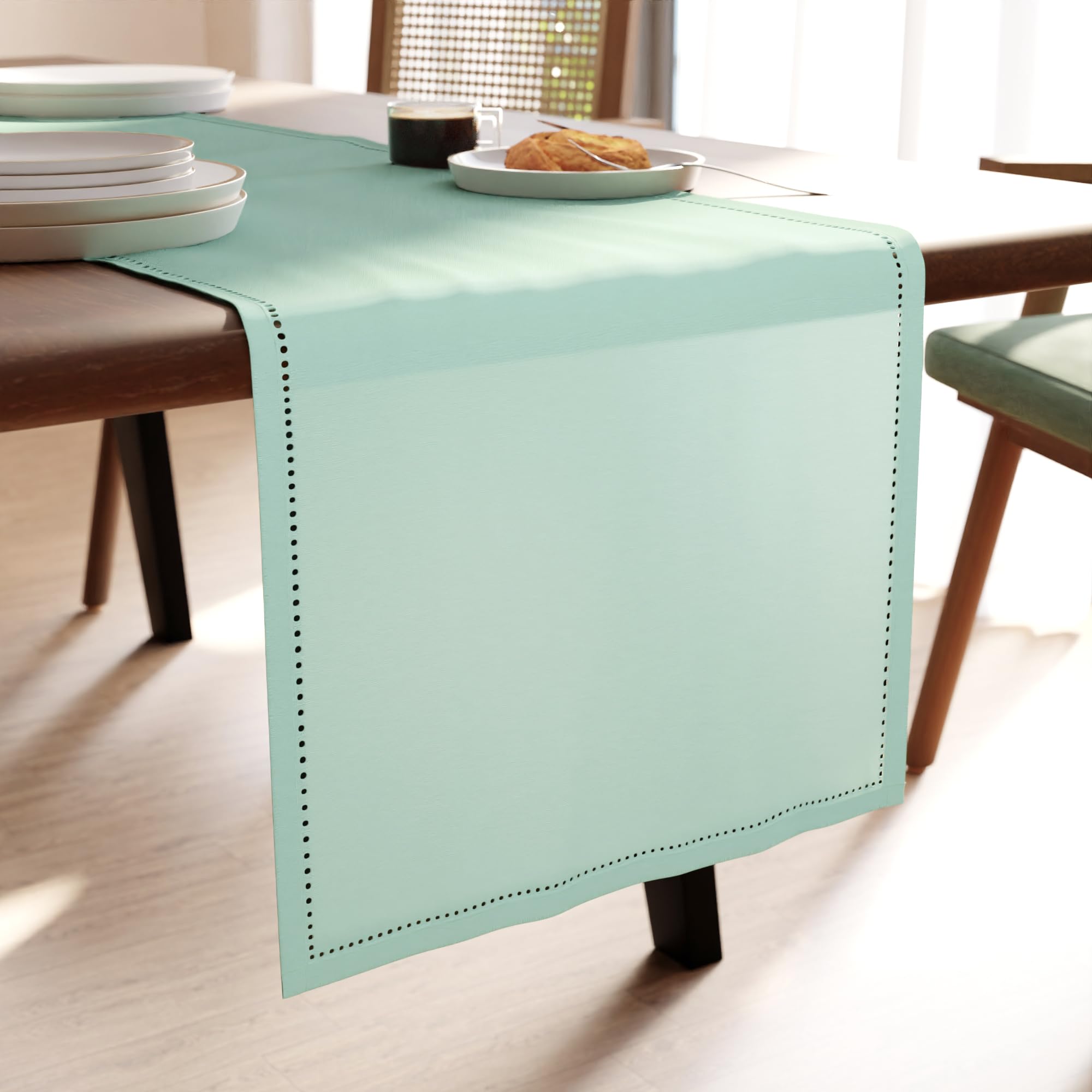Encasa XO Camino de Mesa | Puro Algodón con Diseño Hilvanado | Tamaño 32x150 cm | Menta Verde - Lavable a Máquina