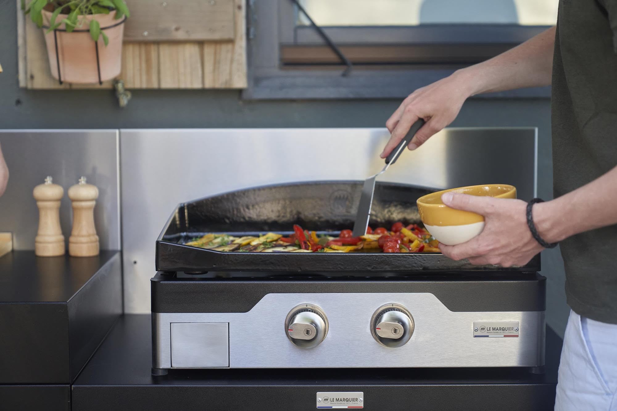 LE MARQUIER Cuisine 3 Elements avec Credences - Noir
