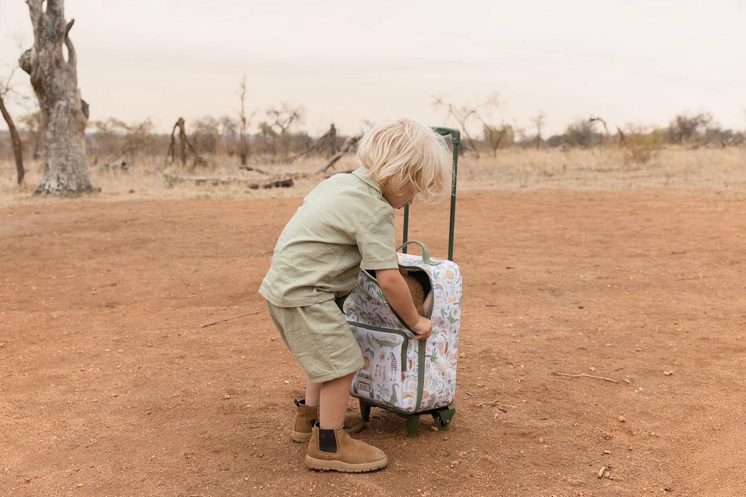 Little Dutch Kinderkoffer - Trolley - Reisekoffer - mit Teleskopstange und Rollen - Handgepäck - für Kinder Jungen und Mädchen - Unisex - Safari Friends - grün/weiß