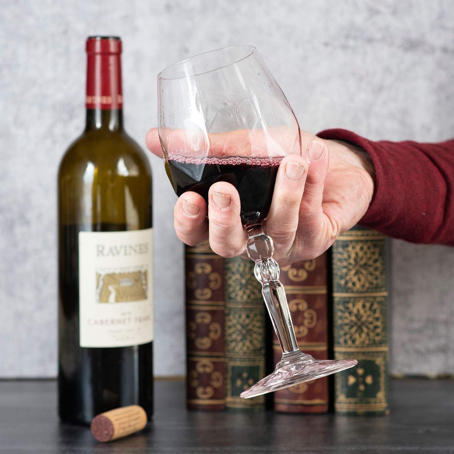 HISTORY COMPANY The Meditation Wine Glass – Designed by Luigi Veronelli for Slow, Mindful Sipping – Handcrafted Italian Crystal (Gift Box Collection)