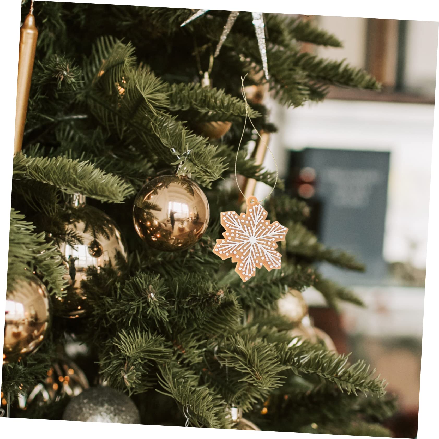 VOSAREA 4 Ensembles Pendentif Flocon De Neige Décor Suspendu De Noël Ornements d'arbre De Noël Décor De en D'épice Flocons De Neige Décoratifs Petits PVC 20 Pièces * 4