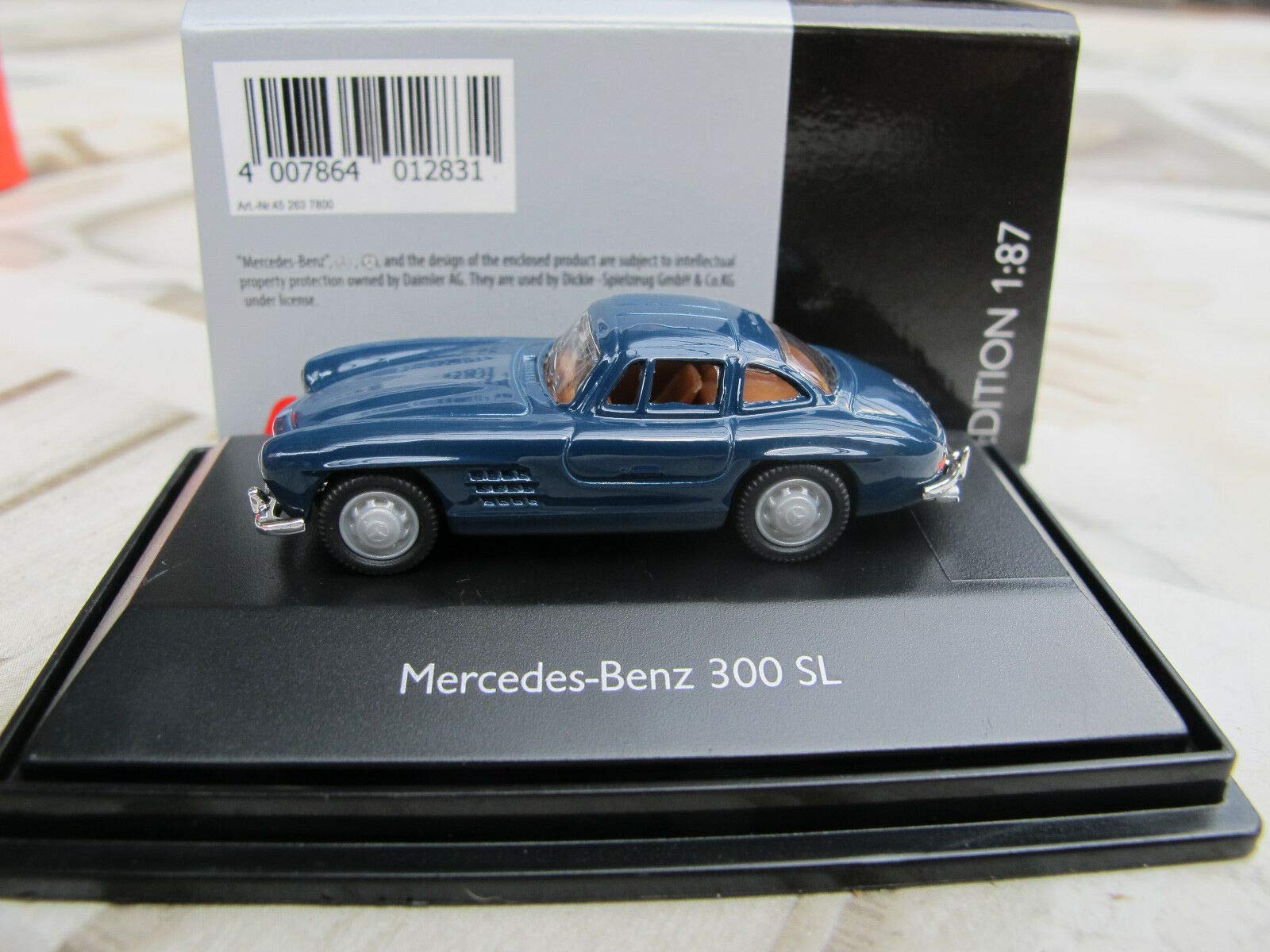 ミニカー Schuco Mercedes-Benz 300SL COUPE Schuco Mercedes-Benz 300 SL, Blue 1:87 : Amazon.in: Toys & Games