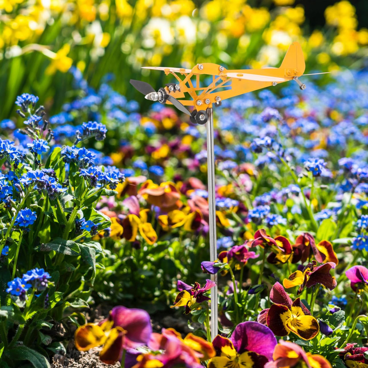 Toyvian 2 Stück Metall Flugzeug Windspinner Garten Dekoration Robuste Windskulptur für Außenbereich für Gartenliebhaber Gelb Wetterbeständig und Langlebig