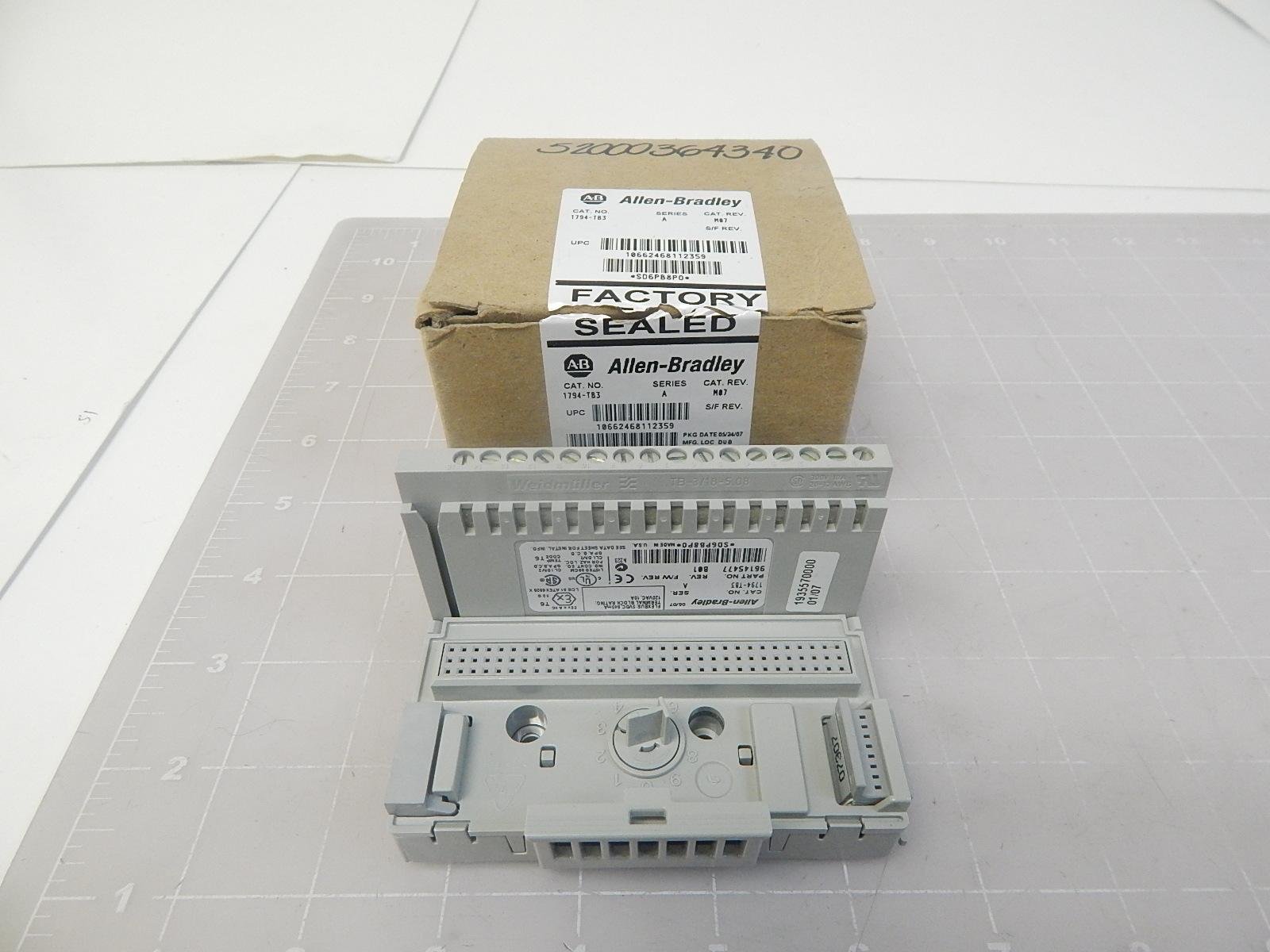 Allen Bradley 1794-TB3, 96145477 Terminal Base T64887
