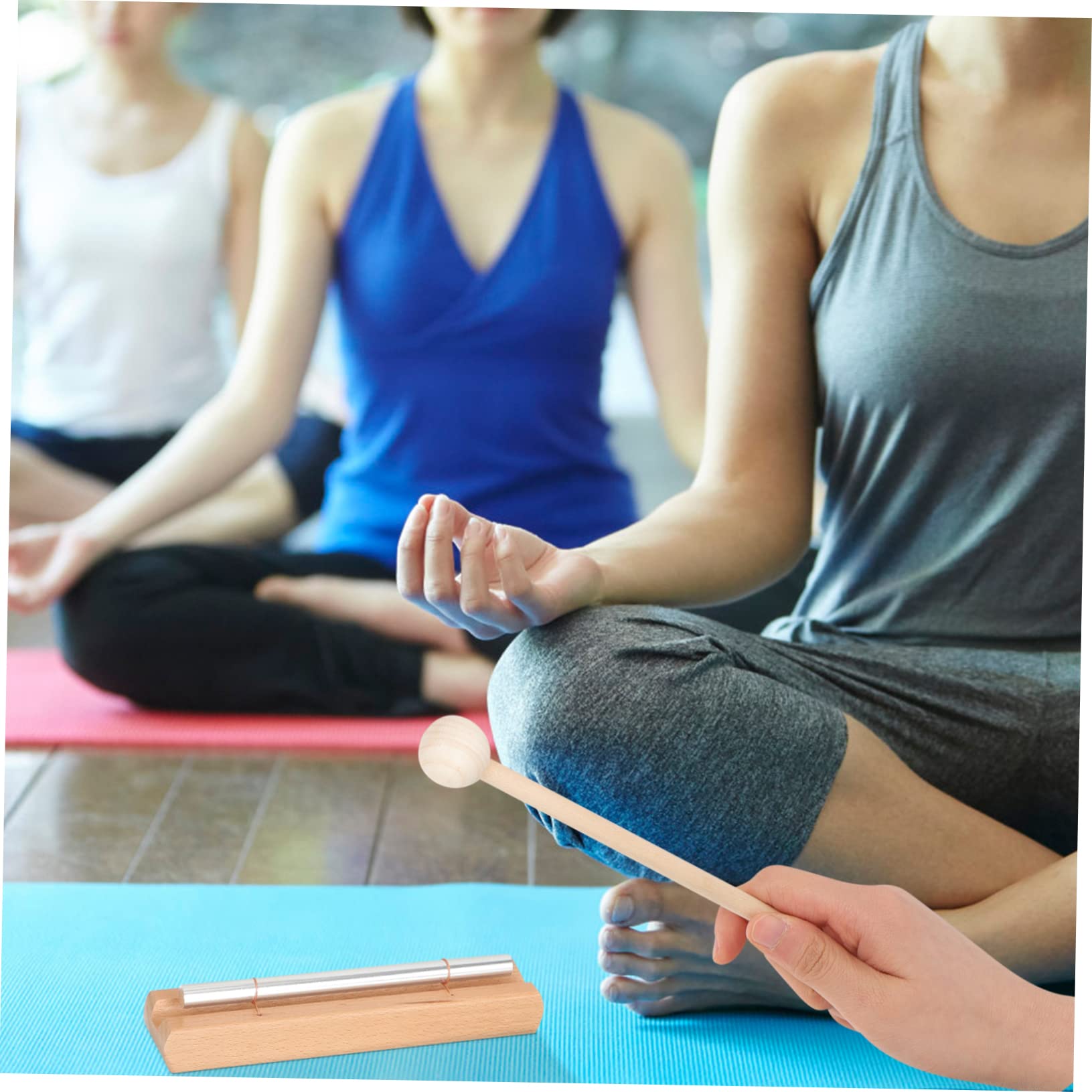 Campanelli a Mano per Meditazione e Mindfulness, Set da 2 in Metallo e Legno Base Stabile, Strumenti a Percussione per Yoga, Aula e Preghiera, Suono Nitido e Prolungato