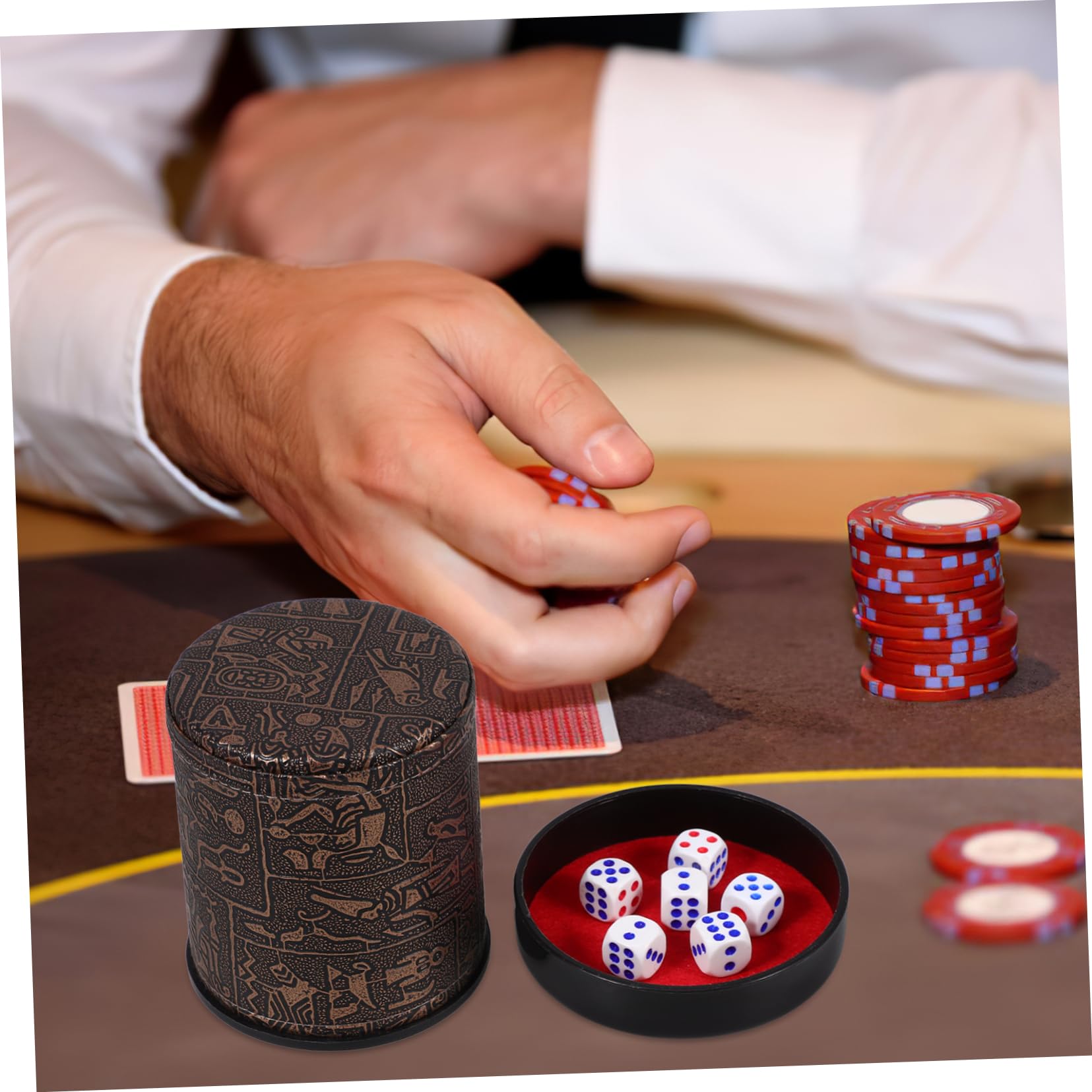 HEMOTON 5 Sets Würfelbecher Würfel Rollbecher Stapelbecher Lautloser Becher Mit n Ktv Shaker Becher Spielzubehör