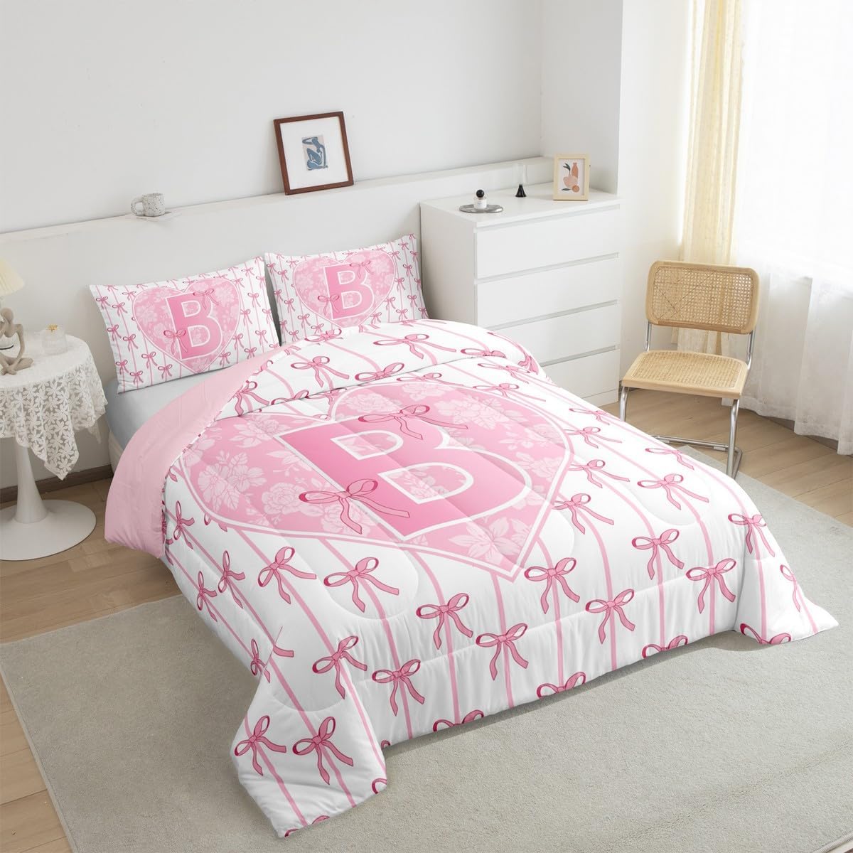 jejeloiu Girls Kawaii Bow Comforter Set Twin Size Letter B Bedding Set for Kids Boys Cute Bowknot Duvet Quilt Coquette Bows Bedroom Decor Monogrammed Microfiber 2 Pcs with 1 Pillow Cases
