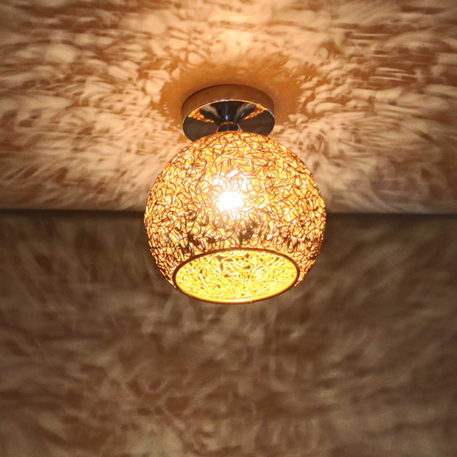 Lustre encastré industriel en métal rouge et or avec abat-jour boule LED pour grand comptoir