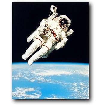 Amazon Com Nasa Astronaut In Space Educational And Motivational Wall Decor Art Print Poster 16x20 Space Shuttle Posters Posters Prints