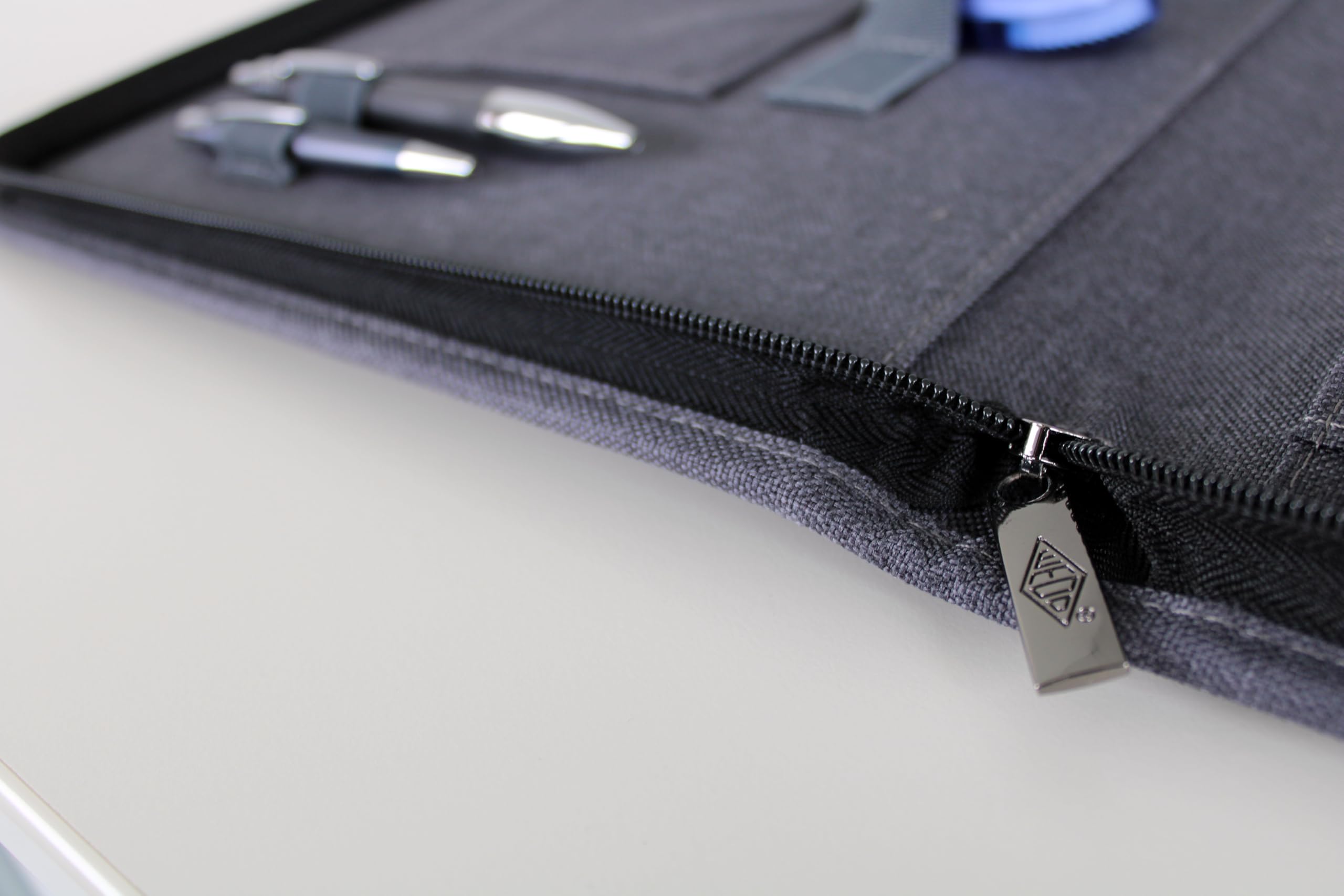 Wedo Porte-bloc collège A4 fermeture éclair polyester gris
