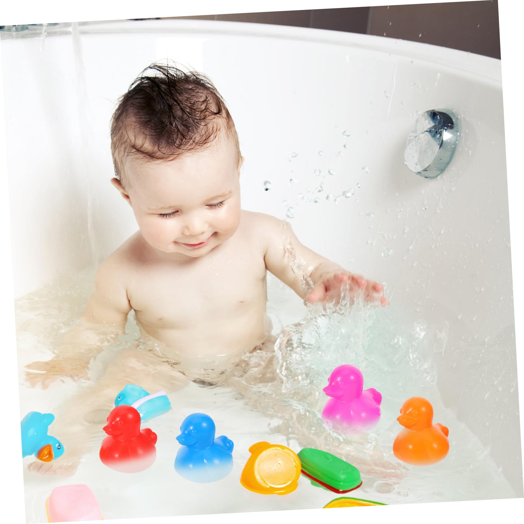 Yardwe Palline da Piscina Galleggianti Colorate per Ragazzo Ragazza Piccoli, Giocattoli da Bagno e Piscina in Plastica Pe Sicura, Set da 70 Pezzi per Gioco in Casa, Vasca, Spiaggia