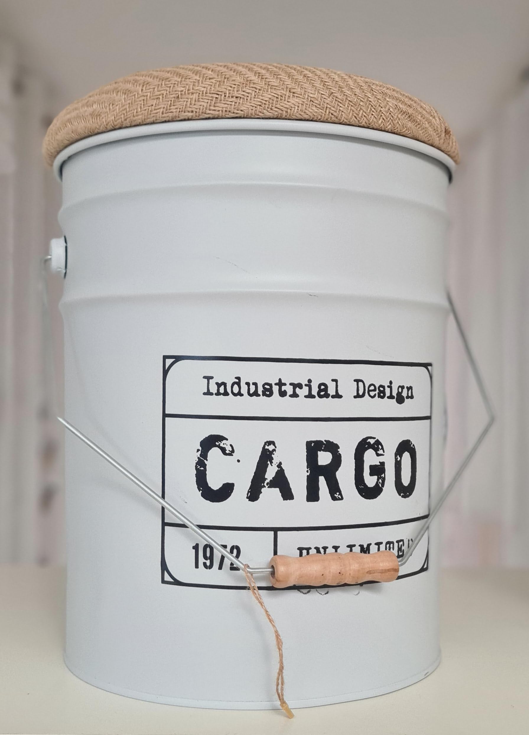 Sgabello Pouf contenitore in stile industriale 31x40 cm,Bianco, Sgabello decorativo in metallo camera da letto e soggiorno, Coperchio/seduta Morbida(FIL 61125 Bianco)