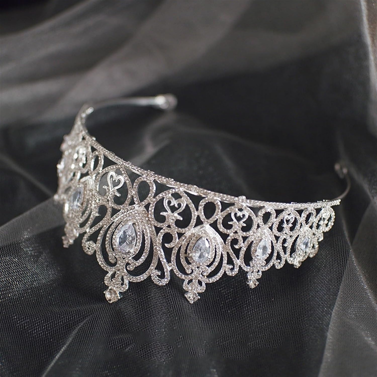 Handgemachte Mädchen Krone Haarschmuck Hochzeit Stirnbänder Herz Braut Kopfschmuck Verlobungsschmuck Herz Trendy Diadem