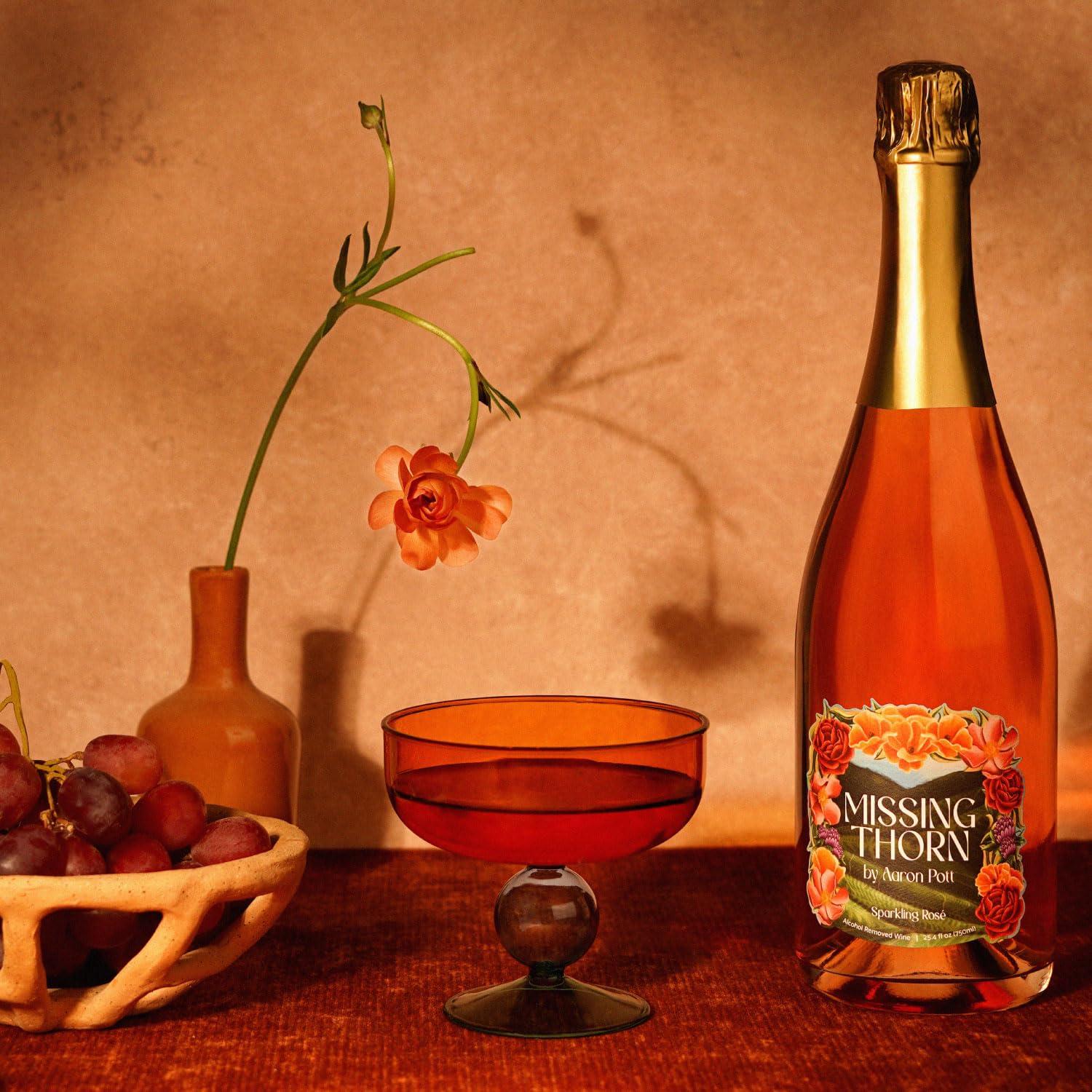 Missing Thorn Sparkling Rosé Alcohol-Removed Zinfandel Wine by Aaron Pott - Sip Clean Non-Alcoholic Wine with Tart Cherry & White Peach Notes – Low Sugar, Vegan, Gluten-Free, 20 Calories per 5 oz.