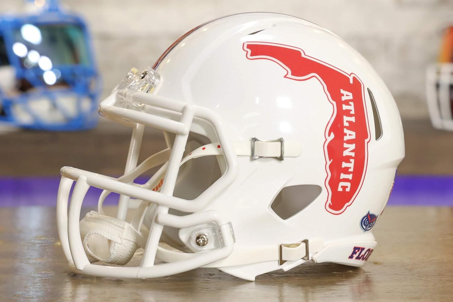 Florida Atlantic Owls Speed Mini Helmet, White - Green Gridiron