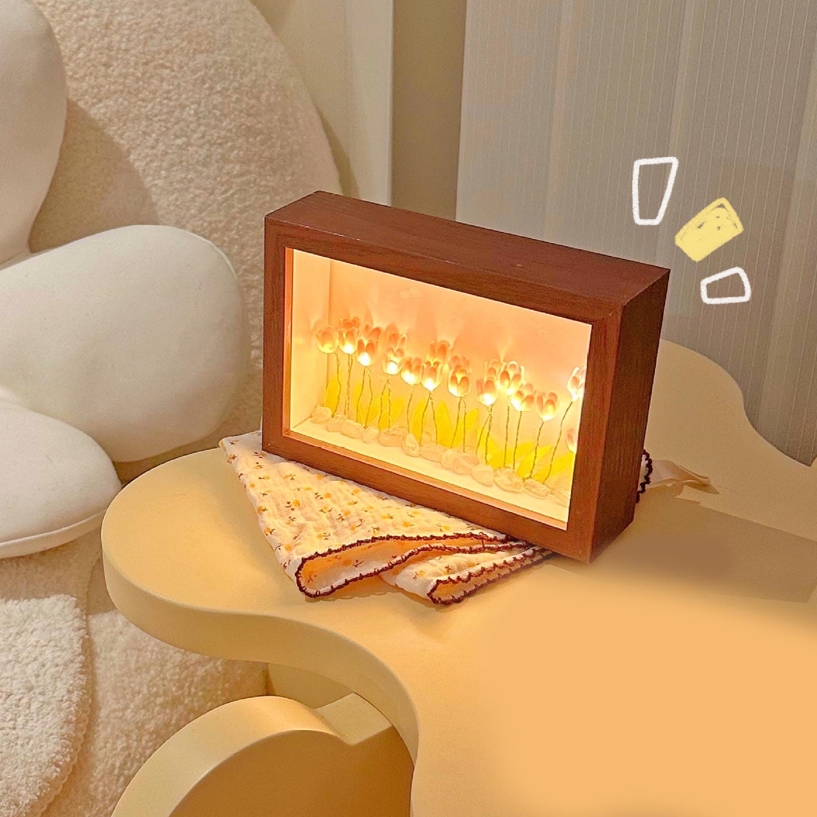 Tyenaza Tulip Light Photo Frame, Flower Night Lamp Floral Picture Frame Home Decoration for for Children Girl Couple Friends Women Birthday Anniversary