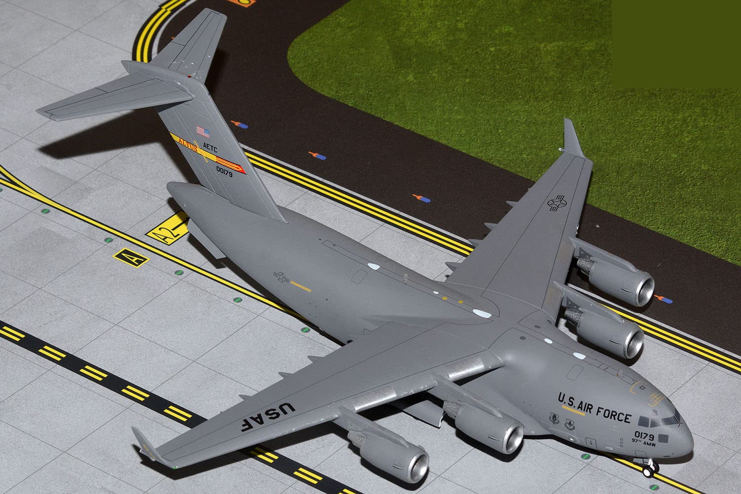Gemini200 BOEING C-17 McCHORD  軍用機 1/200 USAF BOEING C-17 00174 “Elmendorf AFB” Gemini Jets All Metal