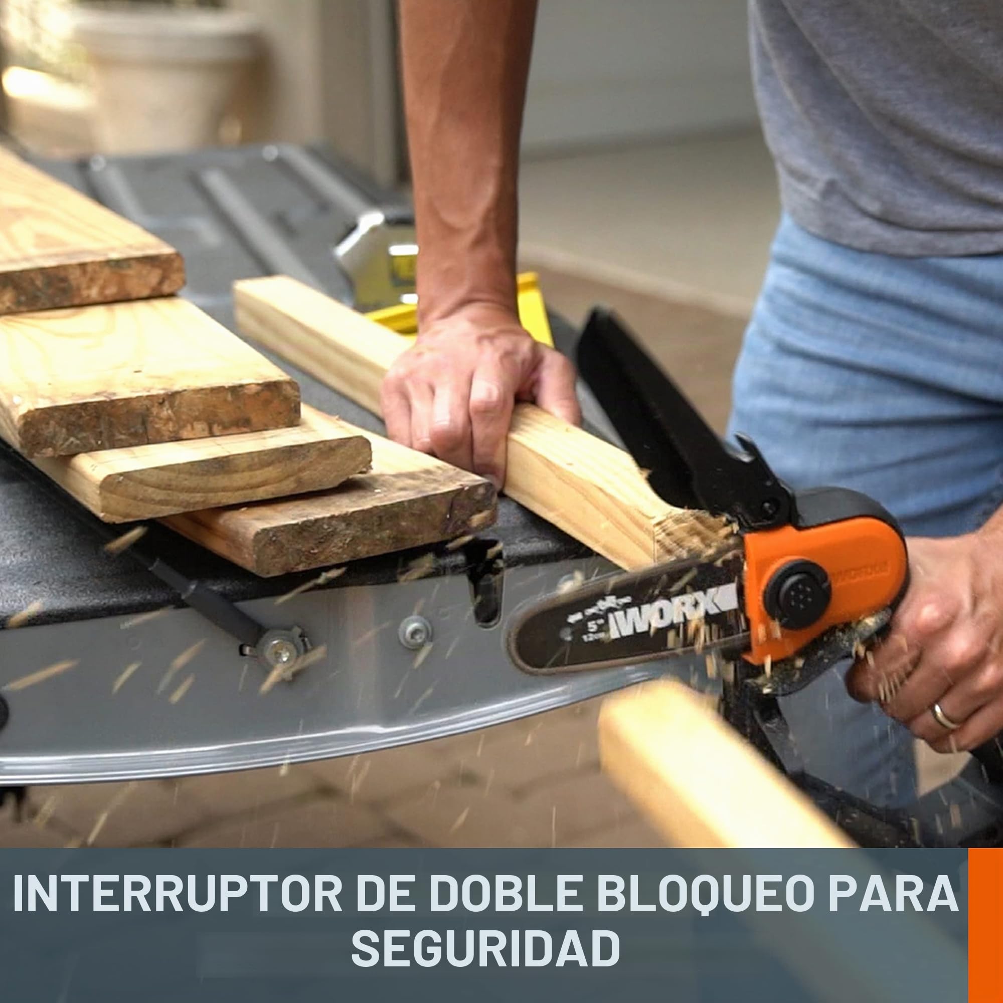 WORX Minimotosierra a batería 18 V (máx. 20 V) WG324E.1, PowerShare, 12 cm, carril de guía de baja vibración, ligera y portátil, 1 batería y 1 cargador incluido