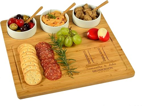 Tabla de cortar de queso/embutidos de bambú grabada personalizada, incluye 3 cuencos de cerámica con cucharas de bambú, marcadores de queso,
