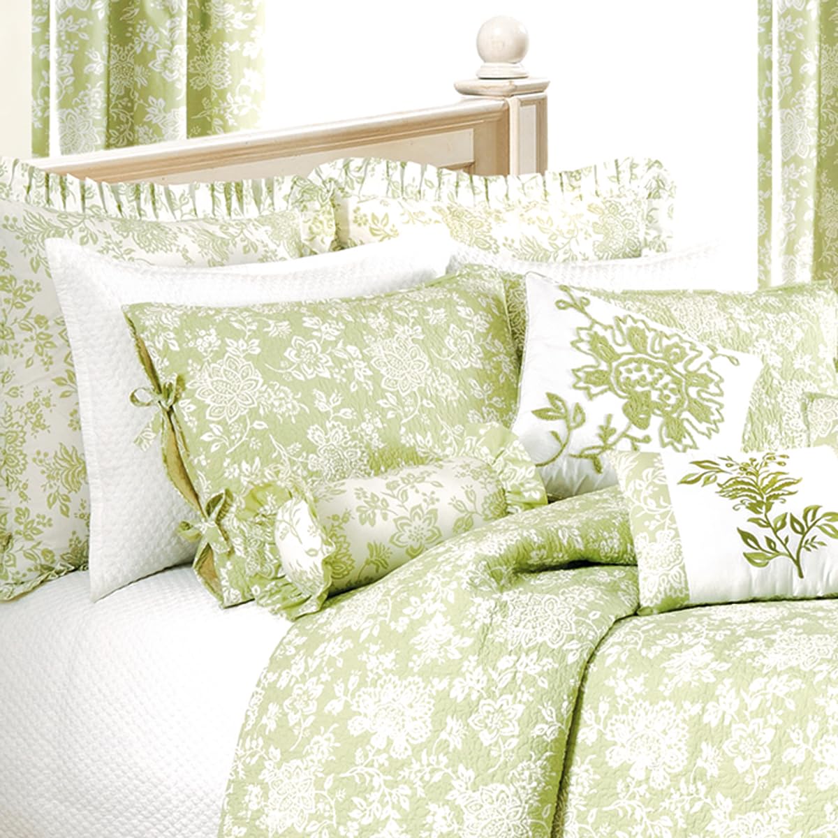 C&F Home Shelby Green Full/Queen Quilt 100% Cotton Lightweight Machine Washable Reversible Bedspread Coverlet Full/Queen Green