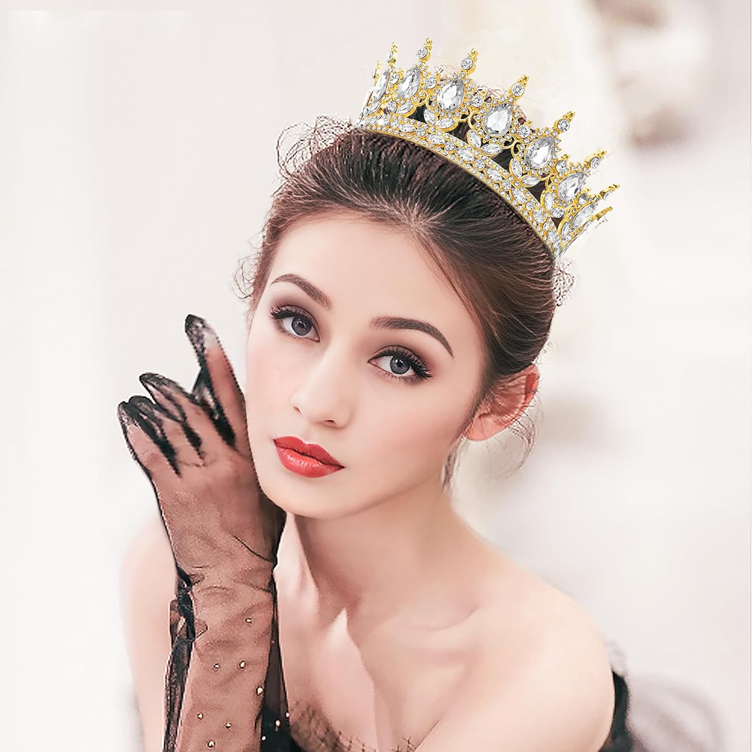 DRESHOW korona részletei és díszítés