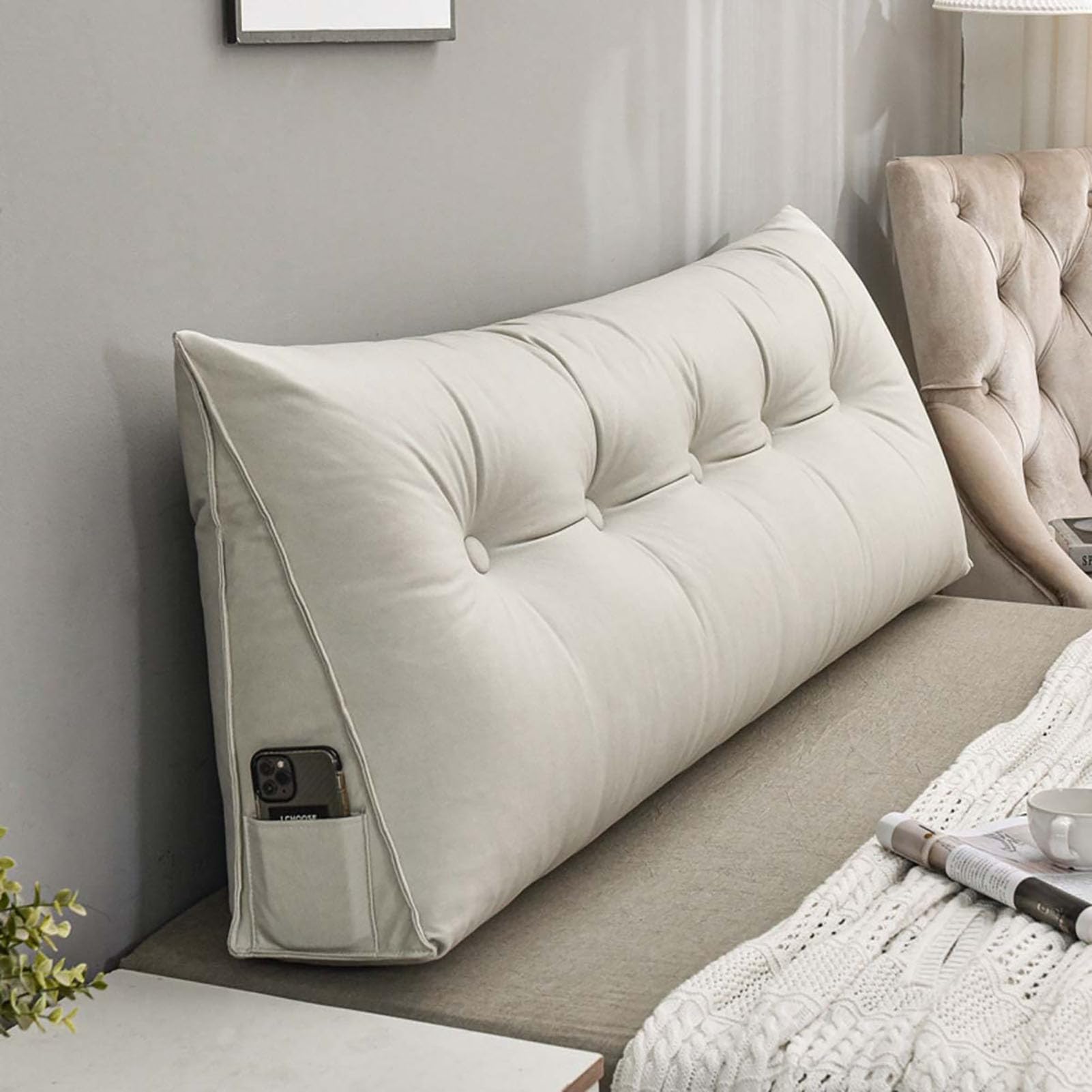Coussin de lit de jour pour soulager le mal de dos en lisant