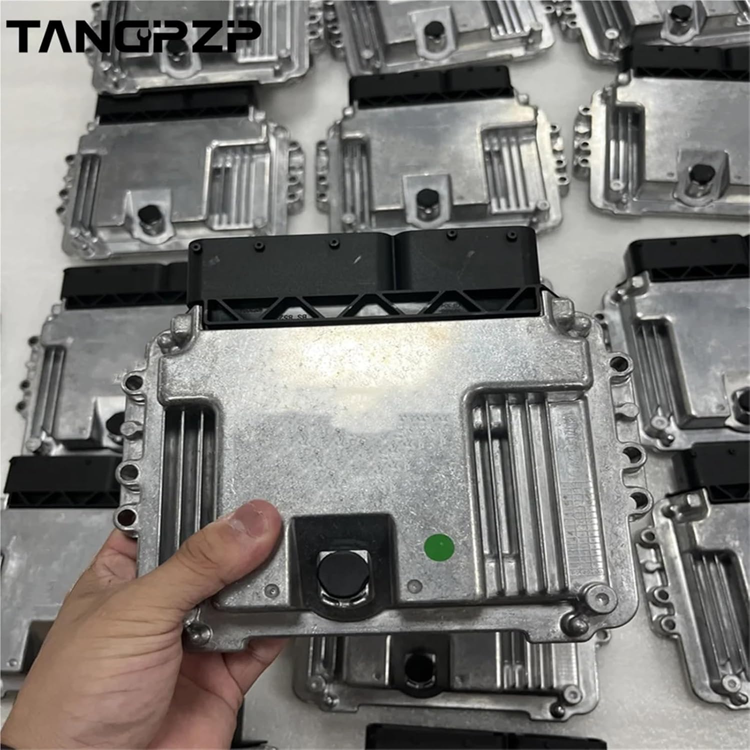 39127-2b540 E92b ECU Car Engine Computer Board Electronic Control Unit Meg17.9.12 for 391272b540